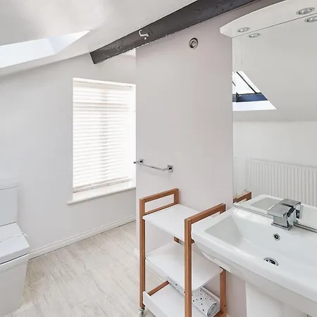 Nyaraló Host & - Hall Garth Pickering