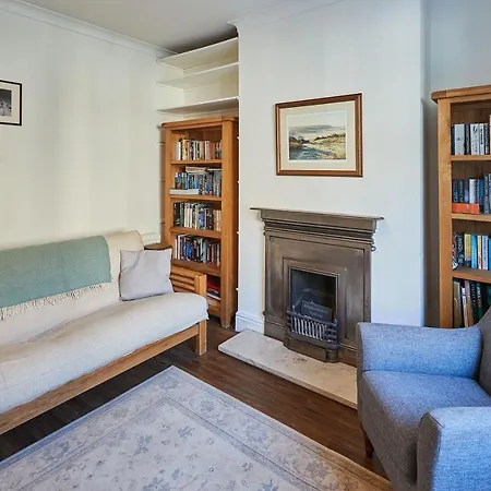 Host & - Hall Garth Nyaraló *